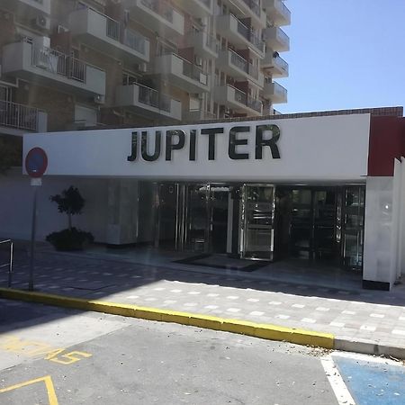Jupiter. Moderno Estudio. Vistas Al Mar Y Montana Benalmádena Dış mekan fotoğraf